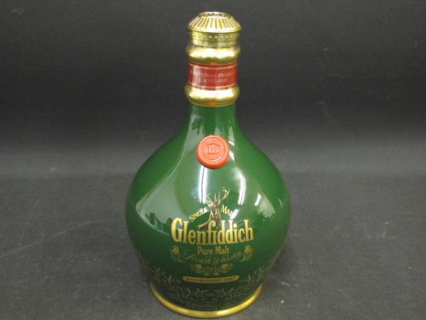 グレンフィディック Glenfiddich 陶器ボトル 18年 750ml